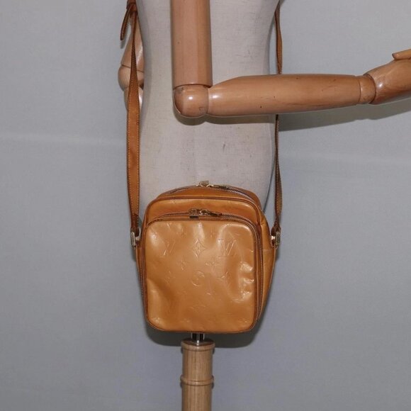 LOUIS VUITTON Monogram Vernis Wooster Bag Marshmallow Pink - Picture 1 of 16